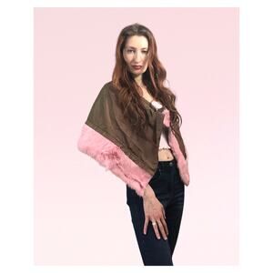 Amaya Arzuaga Pink Faux Fur Trim Shawl Cape Made in Spain Size 42